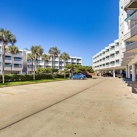 Galveston Retreat With Balcony And Gulf Views!アパートメント エクステリア 写真
